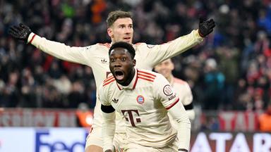 Bayerns Alphonso Davies bejubelt seinen Treffer